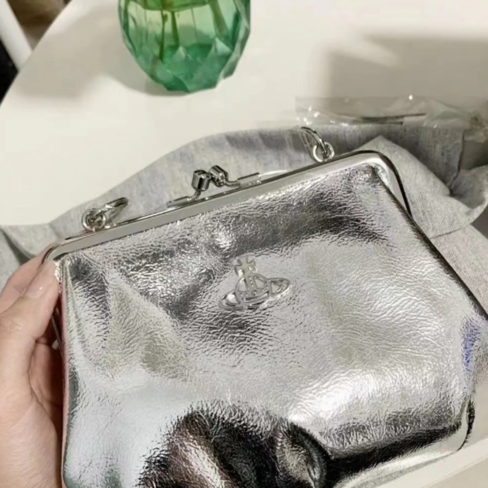 vivienne westwood shoulder bag